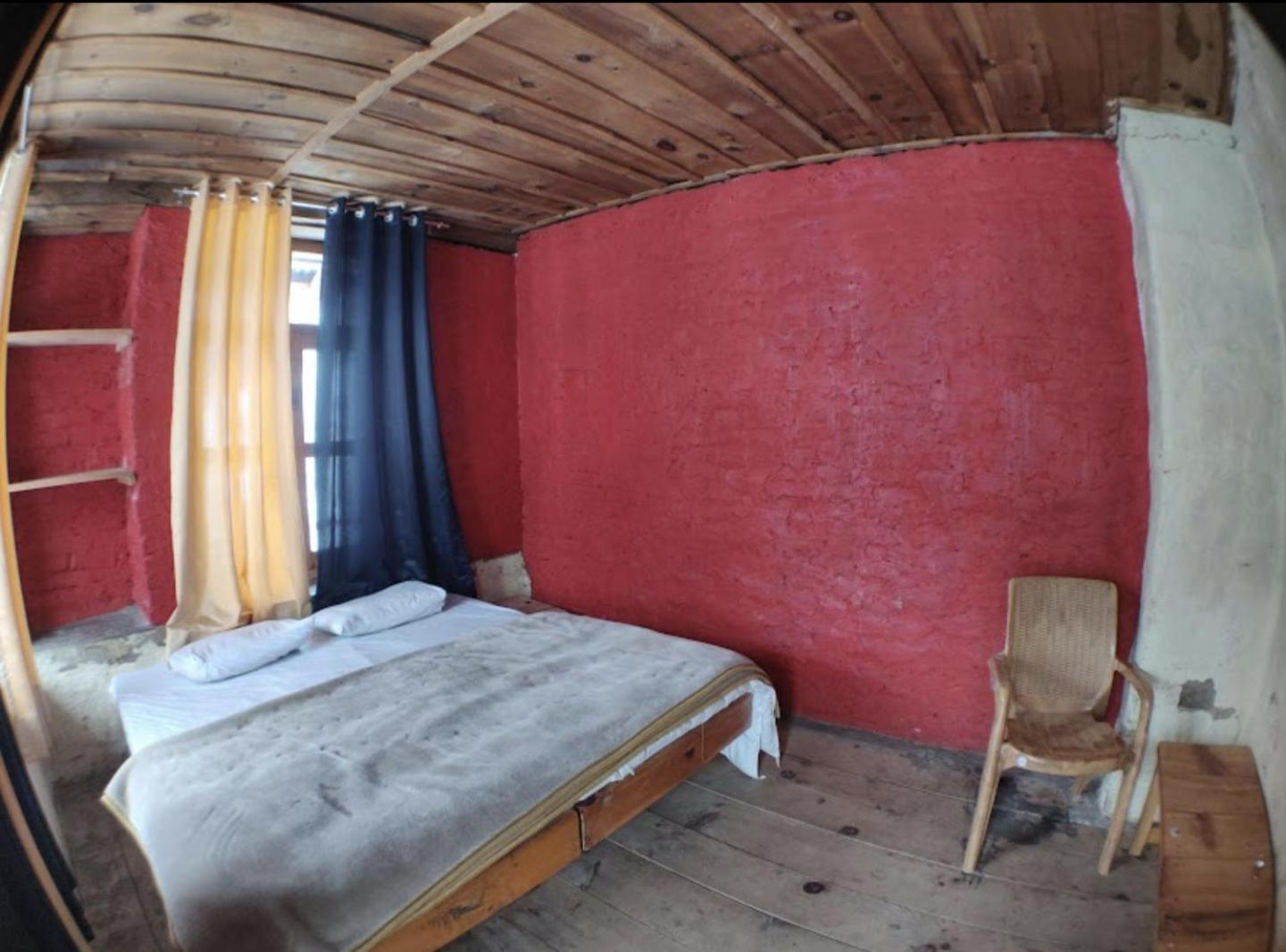 Holy Cow Cafe & Beds Hotel Kalgha Exterior foto